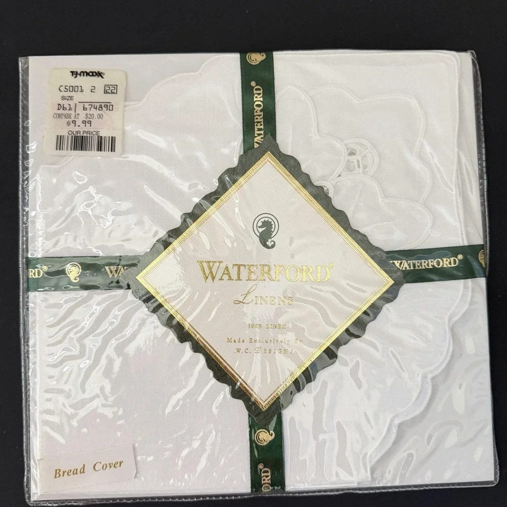 Vintage Waterford Linen Castlemaine White Bread Cover 16x16 Lot of 2 NEW